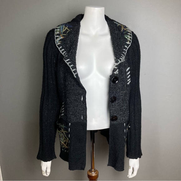 Sioni cardigan sweater medium patchwork collared black grey embroidered artsy - Picture 8 of 16